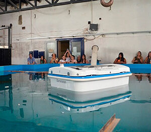Water cleaning robot powered by solar aims to clean Latin America waterways